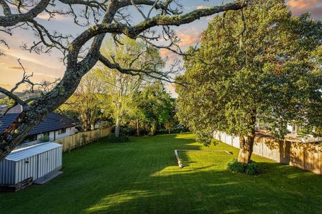 Photo of property in 43 Maude Street, Riverhead, 0820