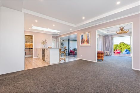 Photo of property in 61 Hartwell Drive, Kelvin Grove, Palmerston North, 4470