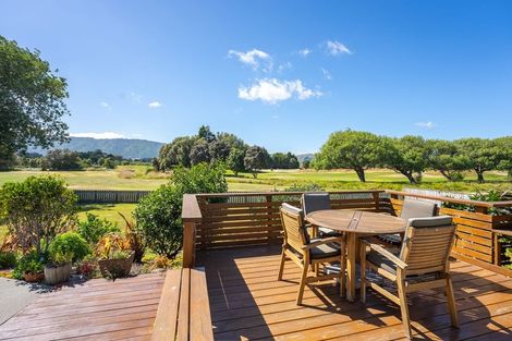 Photo of property in 34 Titoki Road, Waikanae Beach, Waikanae, 5036
