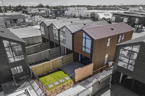 Photo of property in 3/129 Sherborne Street, St Albans, Christchurch, 8014