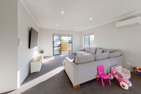 Photo of property in 236b Dominion Road, Red Hill, Papakura, 2110