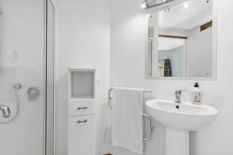 Photo of property in 14a Spicer Place, Tawa, Wellington, 5028