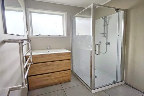 Photo of property in 2/167 Royal Road, Massey, Auckland, 0614