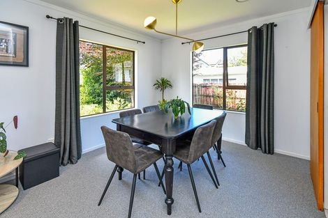 Photo of property in 15 Oakmont Place, Wattle Downs, Auckland, 2103