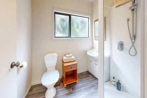 Photo of property in 128 Kiwi Road, Whangamata, 3620