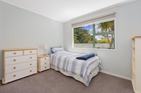 Photo of property in 14 Acacia Road, Torbay, Auckland, 0632