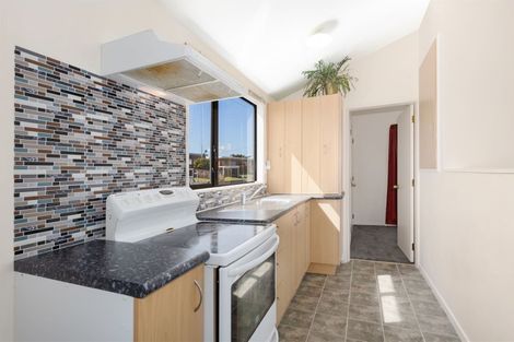 Photo of property in 8 Morere Street, Titahi Bay, Porirua, 5022