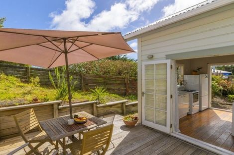 Photo of property in 69 Waimea Road, Waikanae Beach, Waikanae, 5036