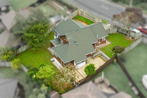 Photo of property in 64 Birdwood Road, Swanson, Auckland, 0612