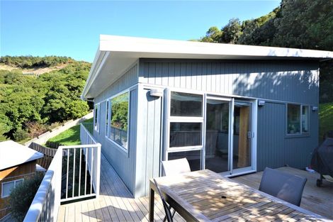 Photo of property in 12c Freeling Street, Island Bay, Wellington, 6023