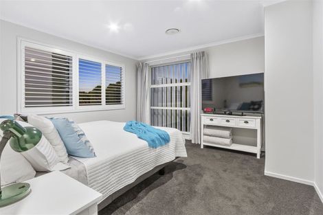 Photo of property in 88 Bomb Point Drive, Hobsonville, Auckland, 0616