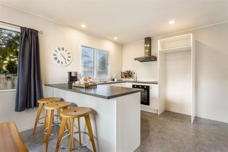 Photo of property in 34a Birdwood Road, Swanson, Auckland, 0612