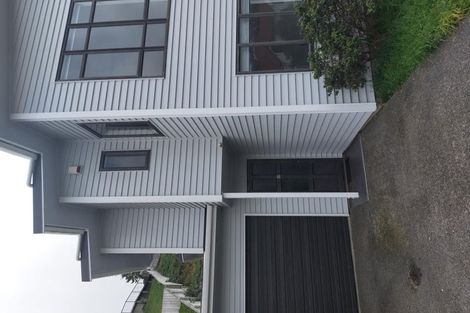 Photo of property in 6b Claverton Grove, Churton Park, Wellington, 6037