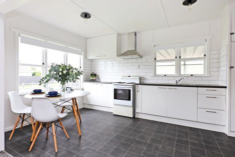 Photo of property in 75 Dover Road, Flaxmere, Hastings, 4120