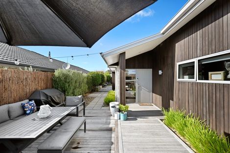 Photo of property in 5 Hebe Crescent, Papamoa Beach, Papamoa, 3118