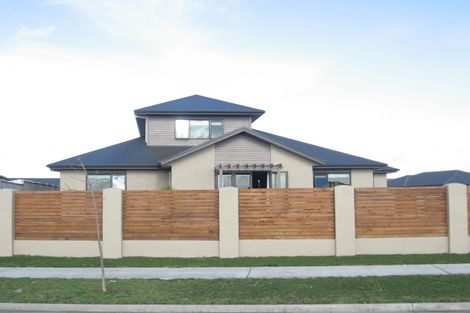 Photo of property in 1 Sandowne Close, Rototuna North, Hamilton, 3210