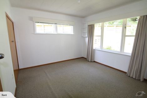 Photo of property in 10 Kamla Way, Khandallah, Wellington, 6035