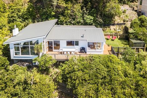 Photo of property in 156 Derwent Street, Island Bay, Wellington, 6023