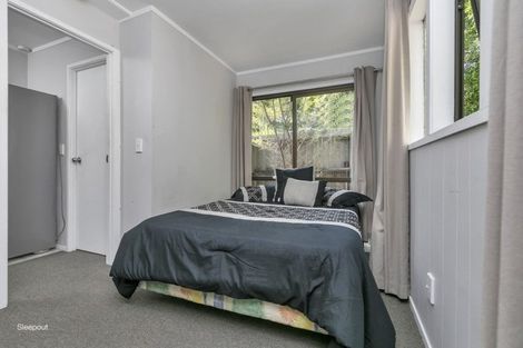 Photo of property in 24 Claverdon Drive, Massey, Auckland, 0614