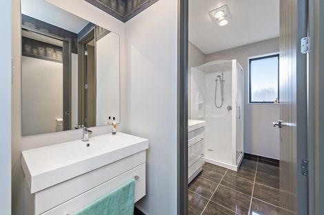 Photo of property in 16 Lloyds Close, Rolleston, 7614