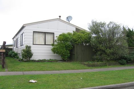 Photo of property in 19 Hilton Grove, Kelvin Grove, Palmerston North, 4414