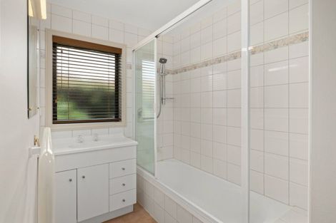 Photo of property in 48 Cannon Drive, Kerikeri, 0230