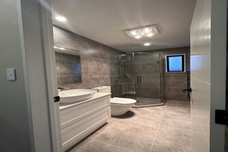 Photo of property in 28 Bendridge Street, Flat Bush, Auckland, 2019