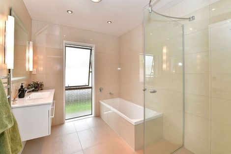 Photo of property in 18 Manly Park Avenue, Manly, Whangaparaoa, 0930