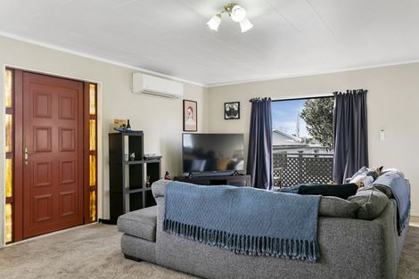 Photo of property in 99 Richmond Avenue, Richmond Heights, Taupo, 3330