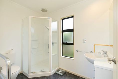 Photo of property in 1 Corfe Castle Lane, Levin, 5510