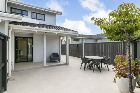 Photo of property in 35 Raumati Terrace, Khandallah, Wellington, 6035