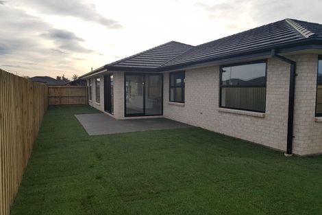 Photo of property in 4 Dallimore Drive, Belfast, Christchurch, 8051