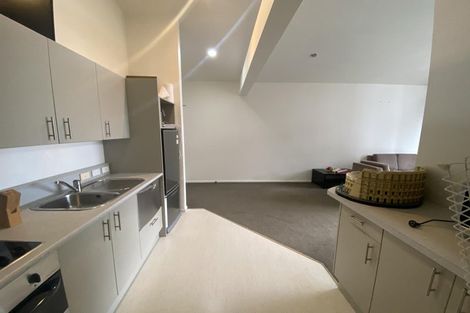 Photo of property in Terrace Heights Apartments, 2/163p The Terrace, Wellington Central, Wellington, 6011