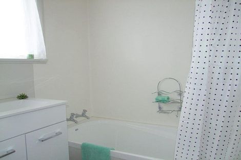 Photo of property in 24 Leman Street, Milton, 9220