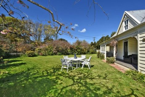 Photo of property in 280 Cashmere Road, Westmorland, Christchurch, 8025