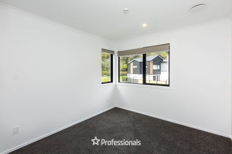 Photo of property in 3 Joseph Bolton Crescent, Wallaceville, Upper Hutt, 5018