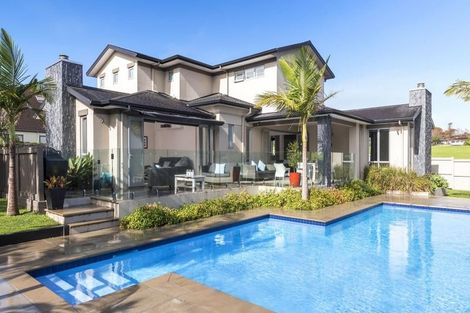 Photo of property in 43 Manor Park, Sunnyhills, Auckland, 2010