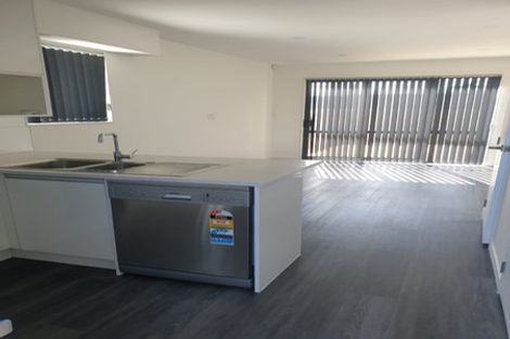 Photo of property in 14/3 Abbotleigh Avenue, Te Atatu Peninsula, Auckland, 0610