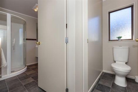 Photo of property in 12 Hookway Grove, Paraparaumu, 5032