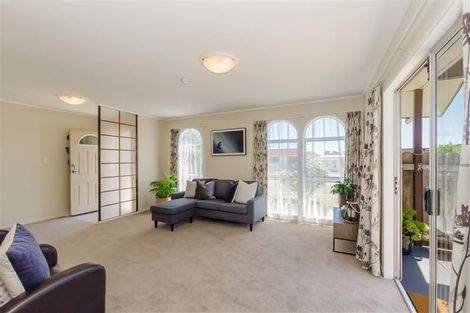 Photo of property in 2a Stuart Street, Waikanae, 5036