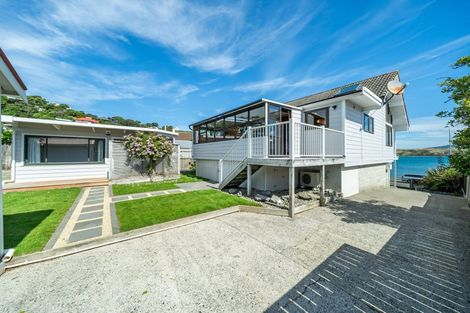 Photo of property in 47 Moana Road, Plimmerton, Porirua, 5026