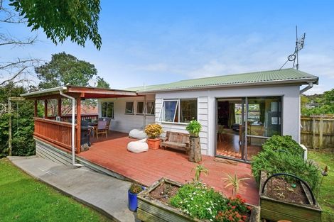 Photo of property in 94 Athena Drive, Totara Vale, Auckland, 0629