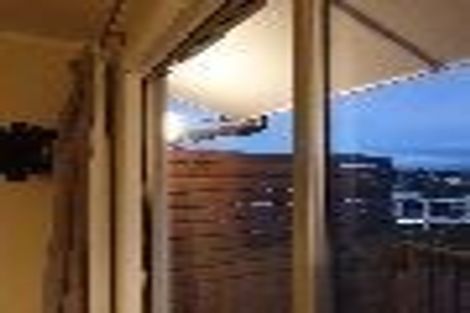 Photo of property in 8 Peter Terrace, Castor Bay, Auckland, 0620