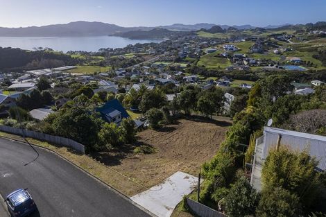Photo of property in 12 Nancy Wake Place, Cable Bay, 0420