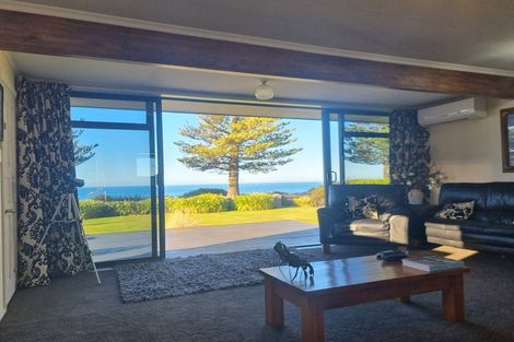 Photo of property in 136 Esplanade, Kaikoura, 7300