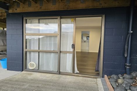 Photo of property in 25 Malvina Place, Bucklands Beach, Auckland, 2014