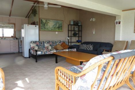 Photo of property in 315 Linton Crescent, Whangamata, 3620