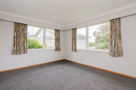 Photo of property in 9 Ries Street, Dannevirke, 4930