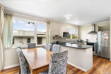 Photo of property in 21 Kelkirk Street, Kelston, Auckland, 0602