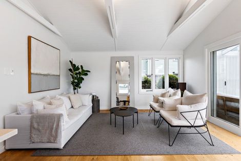 Photo of property in 15 David Street, Bayswater, Auckland, 0622